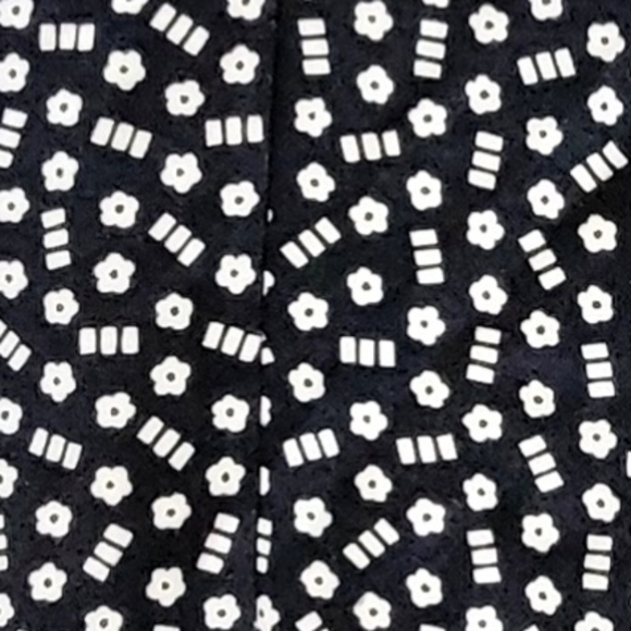 UNIQLO y2k Flippy Floral Skater Skirt - Picture 2 of 12